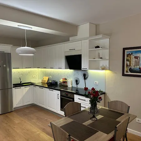 Apartment Cosy Staycation 2,